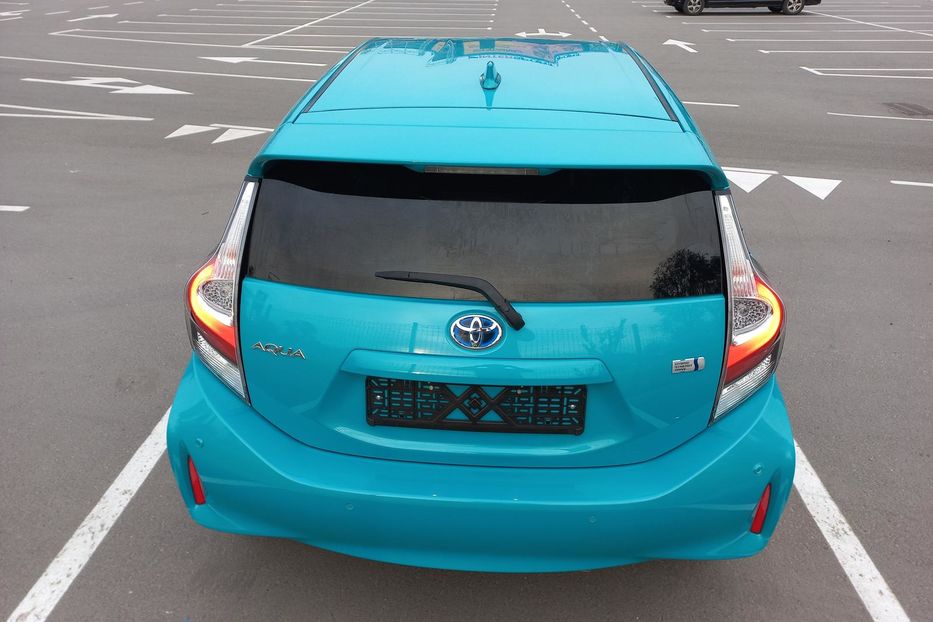 Продам Toyota Prius G SOFT LEATHER SELECTION 2018 года в Киеве