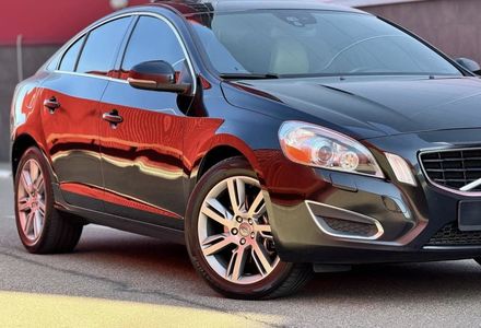 Продам Volvo S60 Summum 2012 года в Киеве