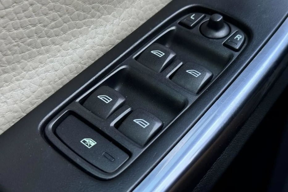 Продам Volvo S60 Summum 2012 года в Киеве