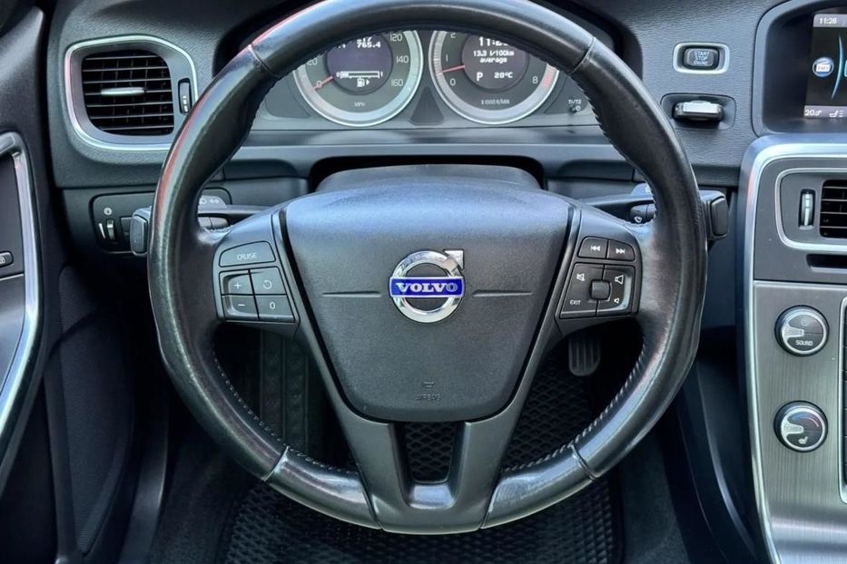 Продам Volvo S60 Summum 2012 года в Киеве