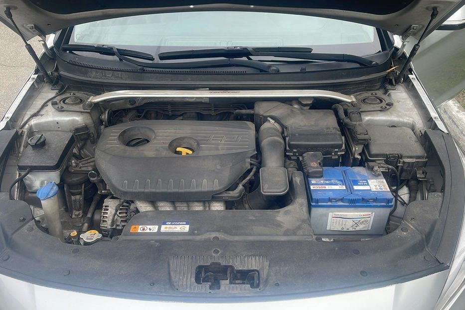 Продам Hyundai Sonata Басе 2014 года в Киеве