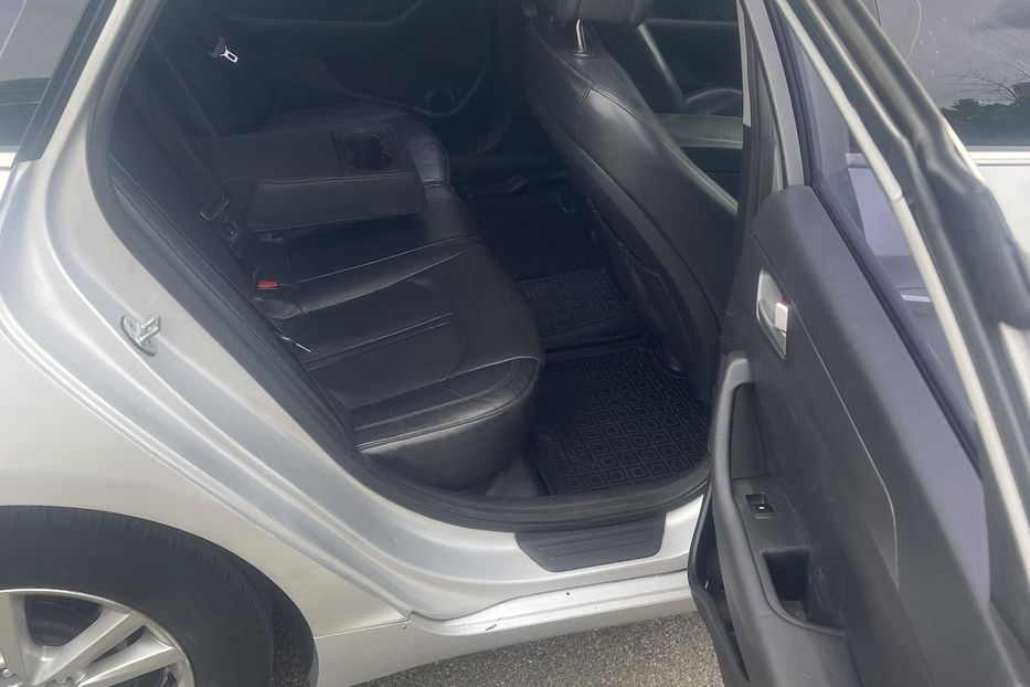 Продам Hyundai Sonata Басе 2014 года в Киеве