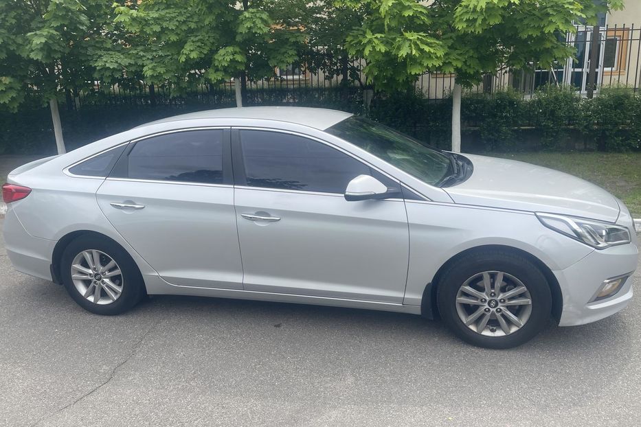 Продам Hyundai Sonata Басе 2014 года в Киеве