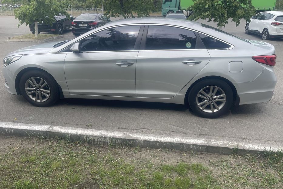 Продам Hyundai Sonata Басе 2014 года в Киеве