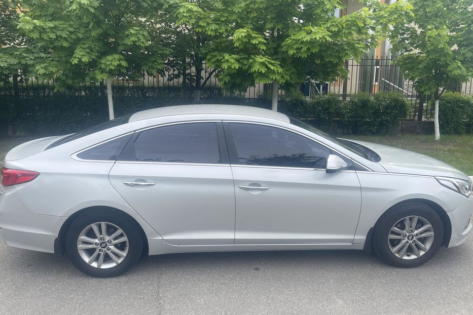 Продам Hyundai Sonata Басе 2014 года в Киеве