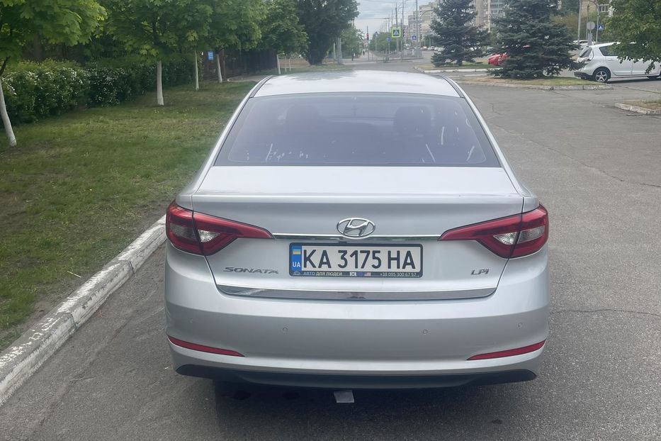 Продам Hyundai Sonata Басе 2014 года в Киеве