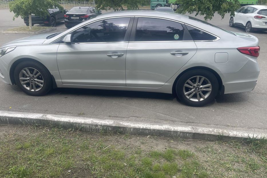 Продам Hyundai Sonata Басе 2014 года в Киеве