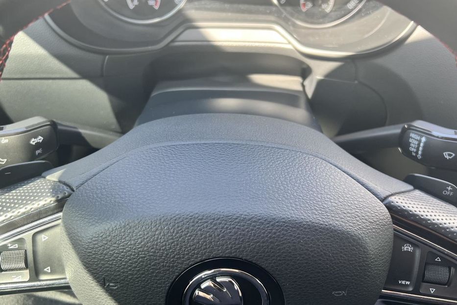 Продам Skoda Octavia A7 RS 2020 года в Луцке
