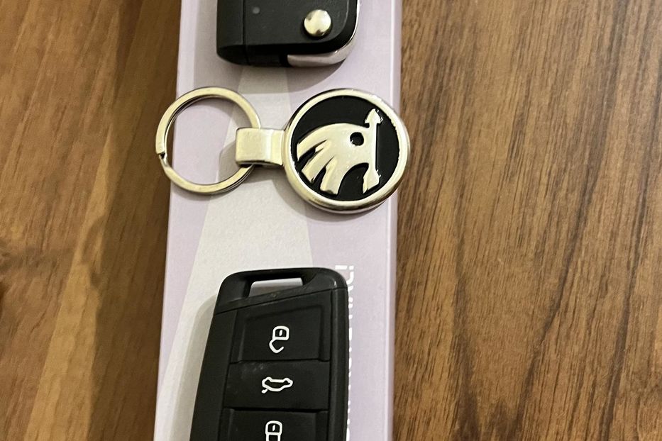 Продам Skoda Octavia A7 RS 2020 года в Луцке