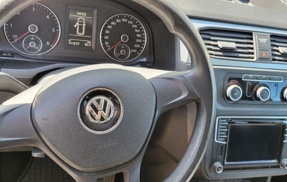 Продам Volkswagen Caddy пасс. 2.0TDI DSG (150 л.с.) 2015 года в Днепре