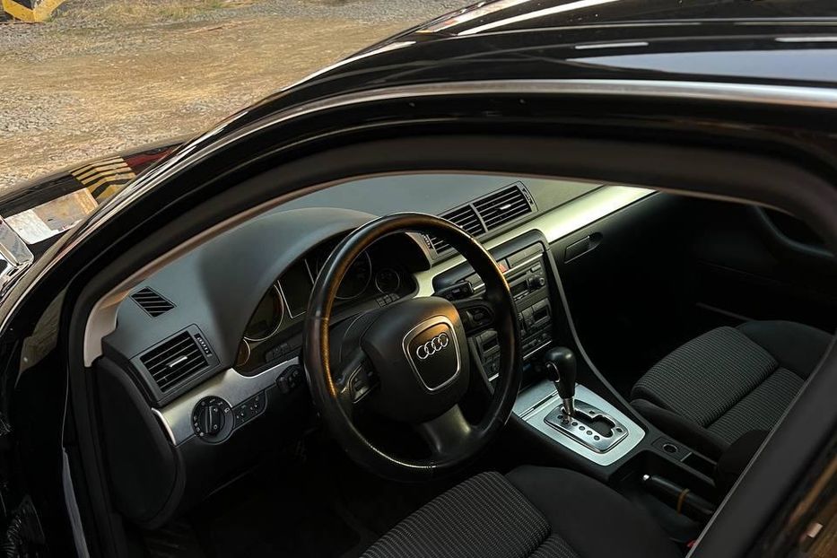 Продам Audi A4 B7 2005 года в Луцке