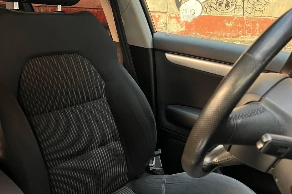 Продам Audi A4 B7 2005 года в Луцке