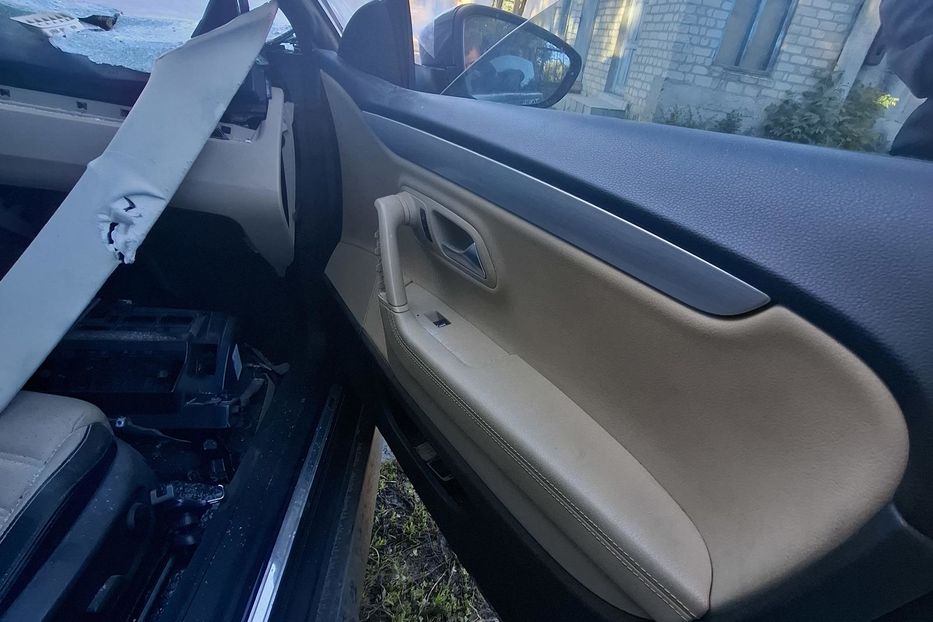 Продам Volkswagen Passat CC R-line 2012 года в Харькове