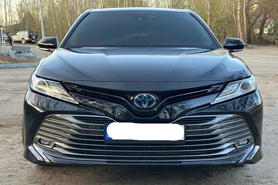 Продам Toyota Camry Premium  2020 года в Киеве