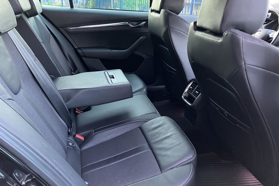 Продам Skoda Octavia 2020 года в Киеве