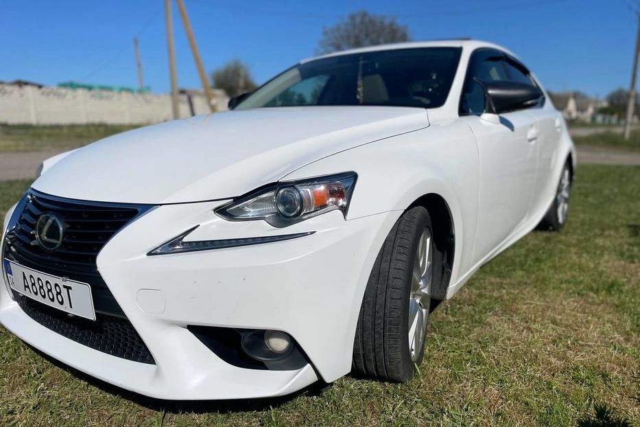 Продам Lexus IS 250 2013 года в Киеве