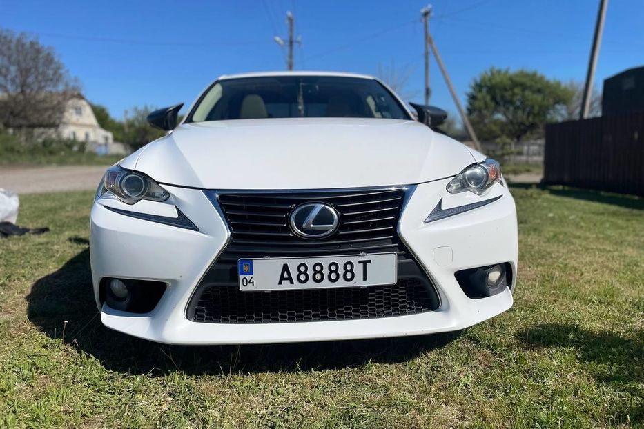 Продам Lexus IS 250 2013 года в Киеве