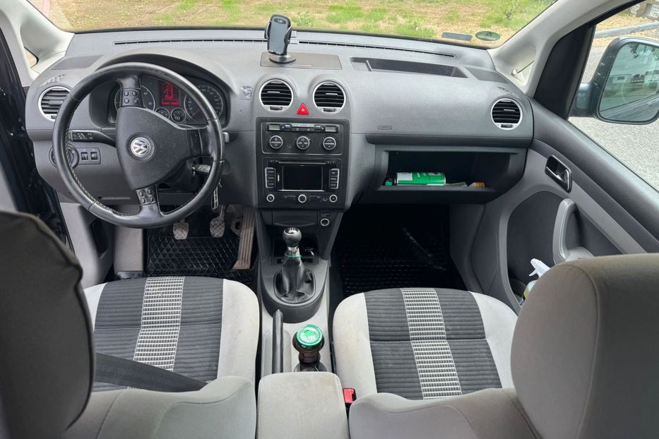 Продам Volkswagen Caddy пасс. 2010 года в Ужгороде