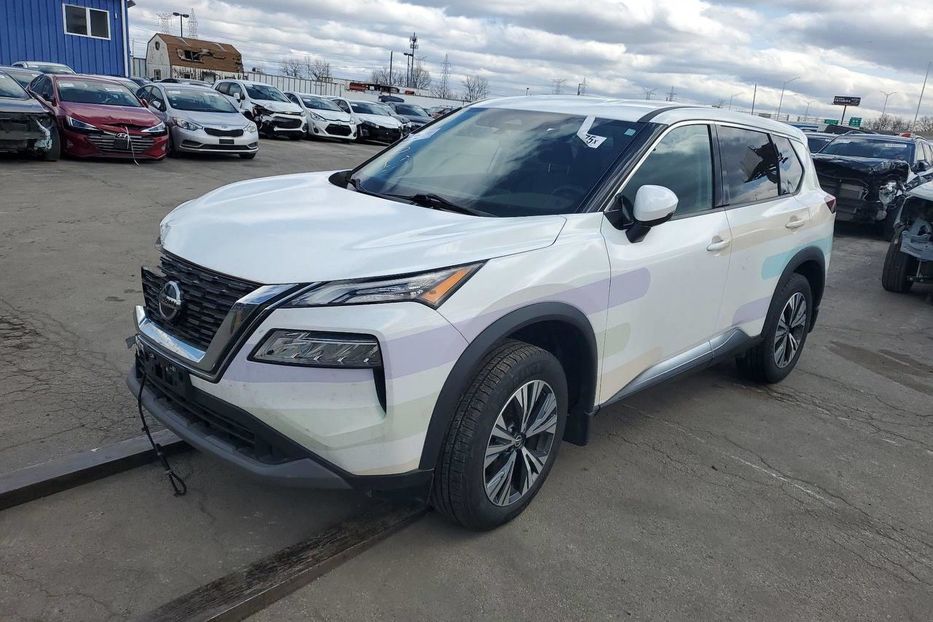 Продам Nissan Rogue 2021 года в Киеве