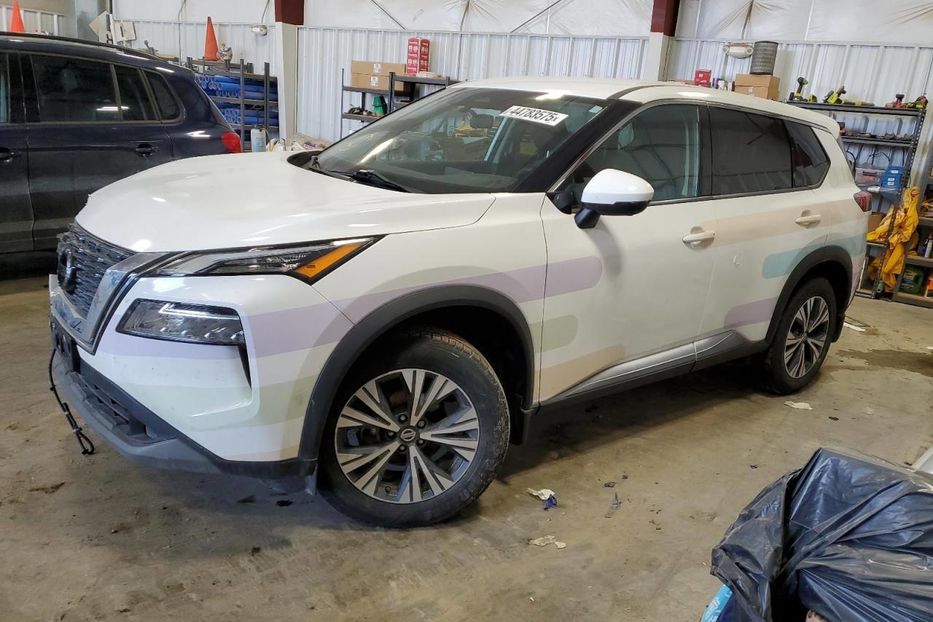 Продам Nissan Rogue 2021 года в Киеве