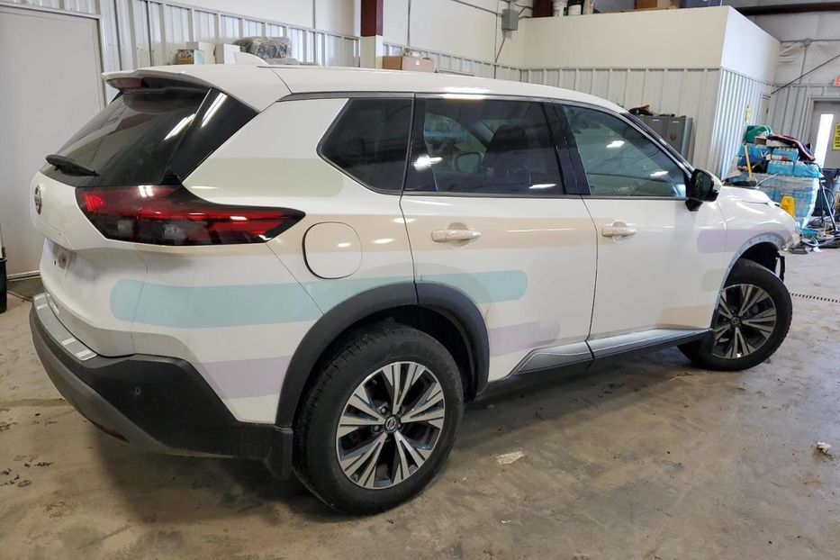 Продам Nissan Rogue 2021 года в Киеве