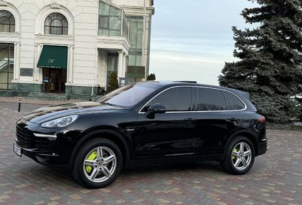 Продам Porsche Cayenne Hybrid.3.0 Plugin. 2016 года в Одессе