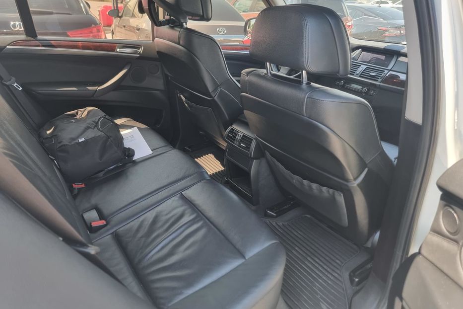 Продам BMW X5 Diesel 2012 года в Одессе