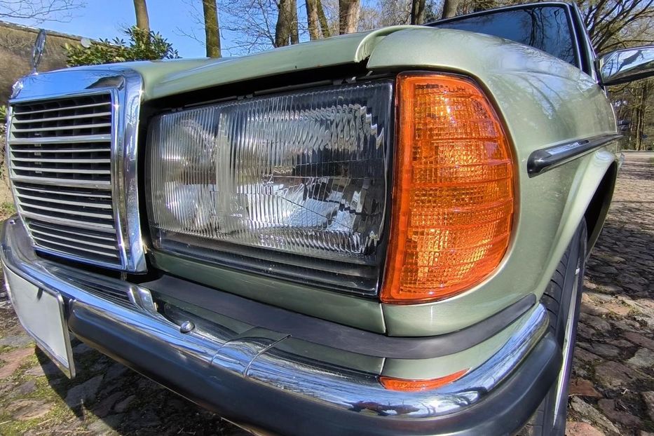Продам Mercedes-Benz E-Class 123 1979 года в Львове