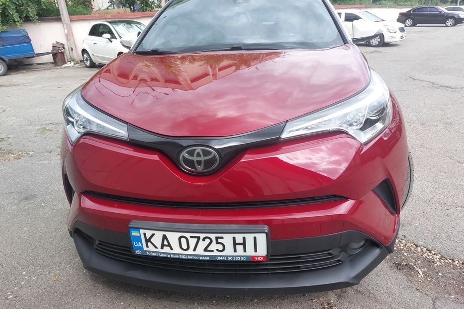 Продам Toyota C-HR Автомат 2018 года в Киеве