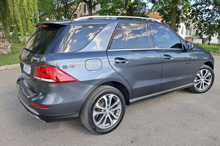 Продам Mercedes-Benz GLE-Class 350 4MATIC 2016 года в г. Гайсин, Винницкая область