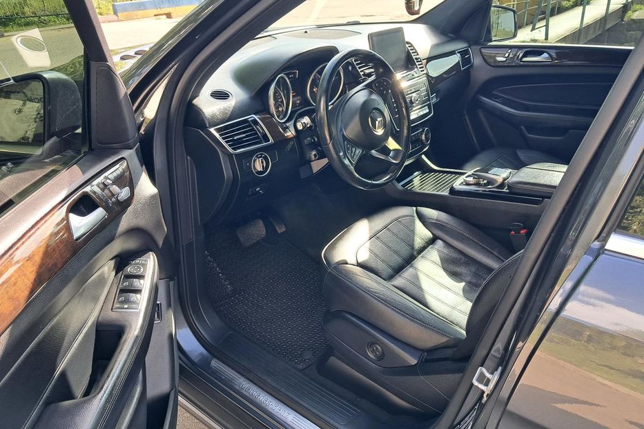 Продам Mercedes-Benz GLE-Class 350 4MATIC 2016 года в г. Гайсин, Винницкая область