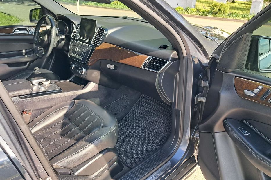 Продам Mercedes-Benz GLE-Class 350 4MATIC 2016 года в г. Гайсин, Винницкая область