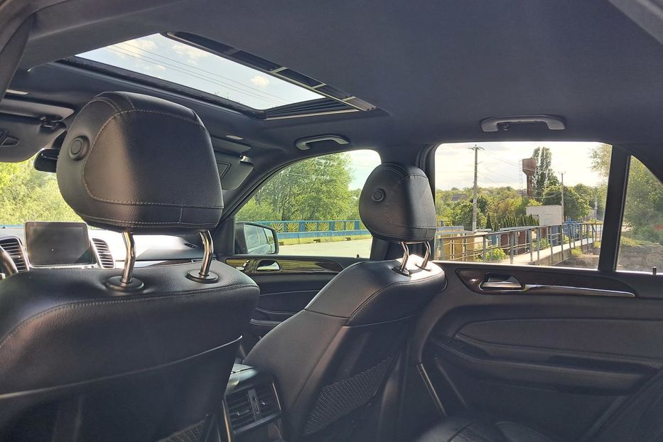 Продам Mercedes-Benz GLE-Class 350 4MATIC 2016 года в г. Гайсин, Винницкая область