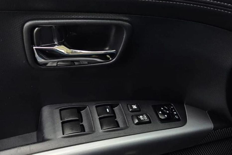 Продам Mitsubishi Outlander 2012 года в г. Умань, Черкасская область
