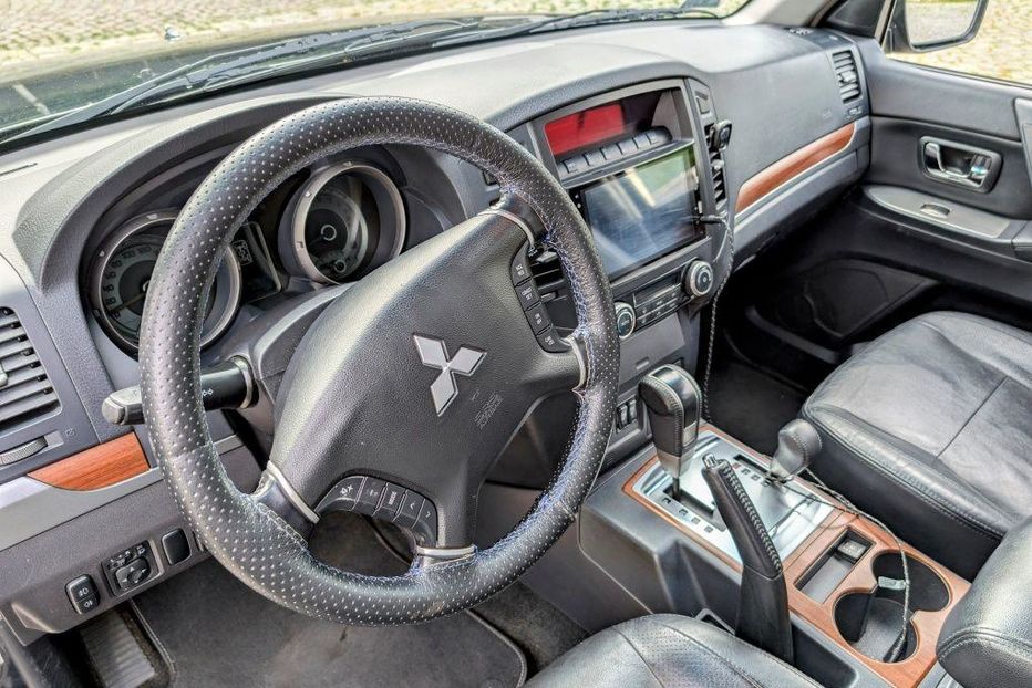 Продам Mitsubishi Pajero 2008 года в Киеве