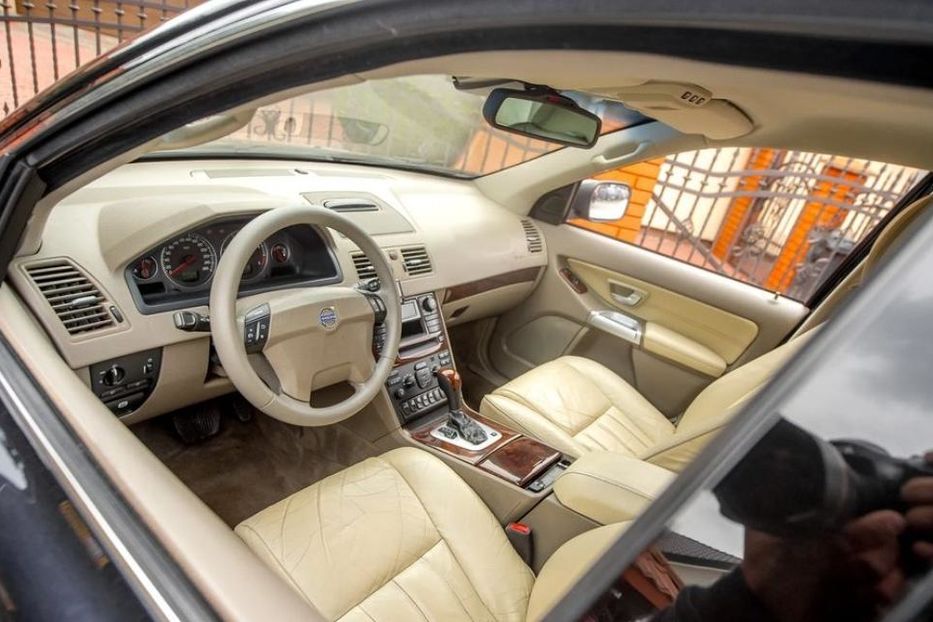Продам Volvo XC90 2006 года в Сумах