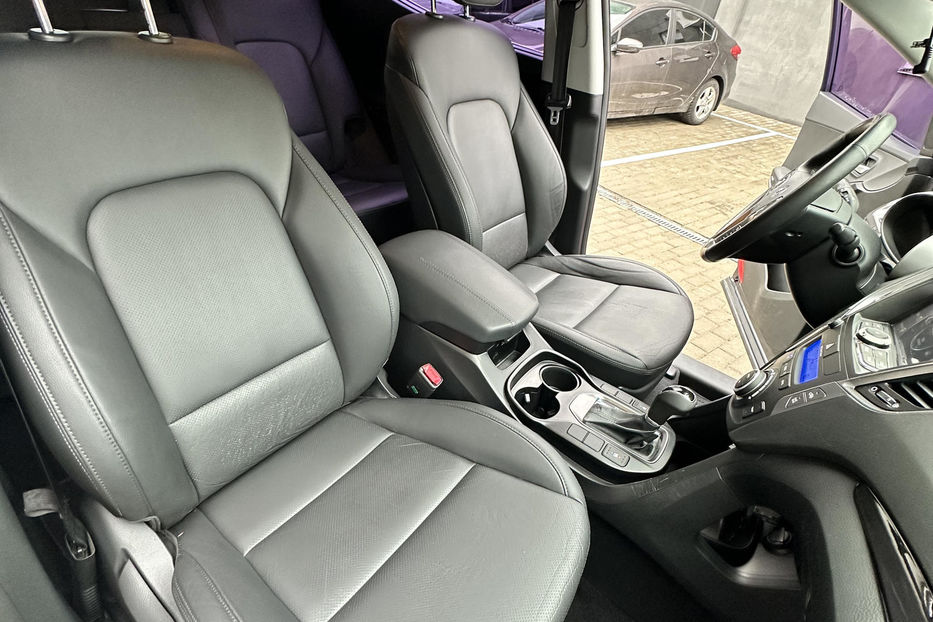 Продам Hyundai Santa FE 2014 года в г. Боярка, Киевская область