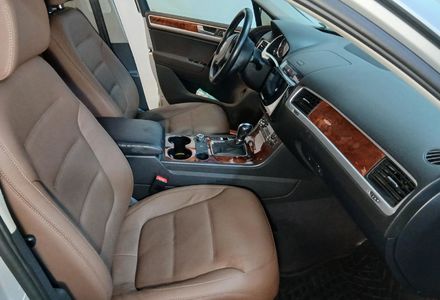 Продам Volkswagen Touareg 2012 года в Одессе