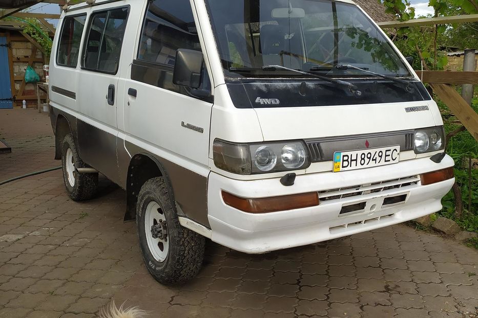 Продам Mitsubishi Delica L300 4х4 1993 года в Одессе