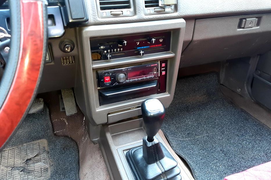 Продам Nissan Bluebird SLX 1988 года в Харькове