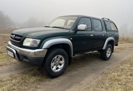 Продам Toyota Hilux 2002 года в г. Казатин, Винницкая область
