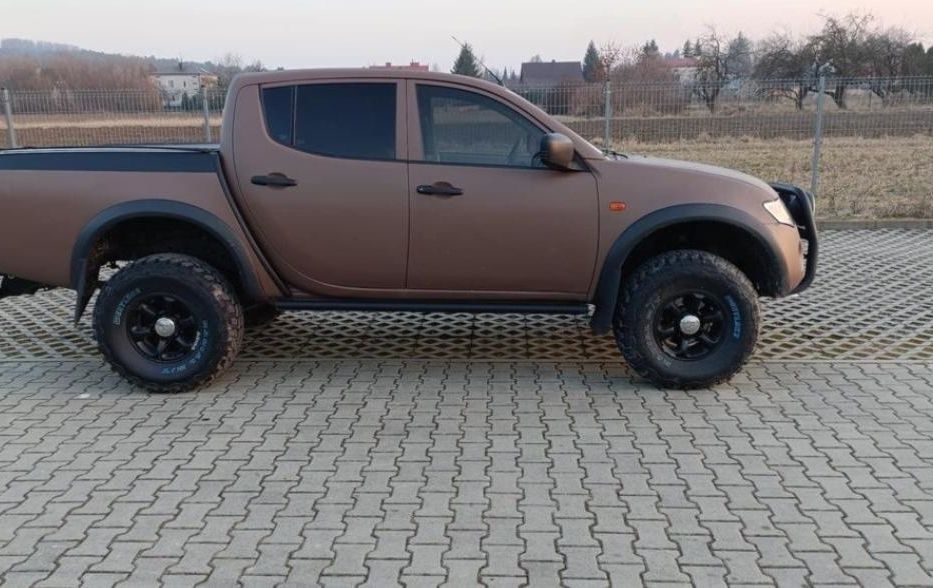Продам Mitsubishi L 200 2007 года в г. Покровск, Донецкая область