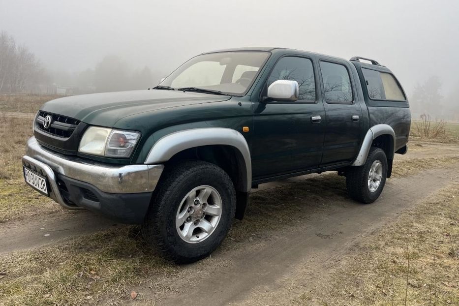 Продам Toyota Hilux 2002 года в г. Казатин, Винницкая область