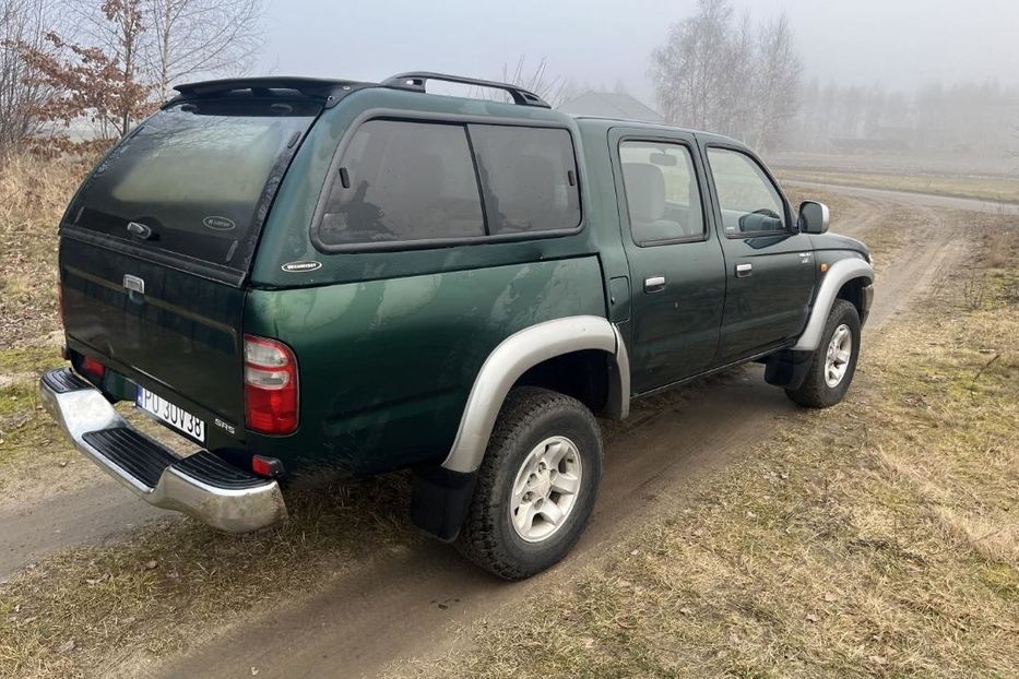 Продам Toyota Hilux 2002 года в г. Казатин, Винницкая область