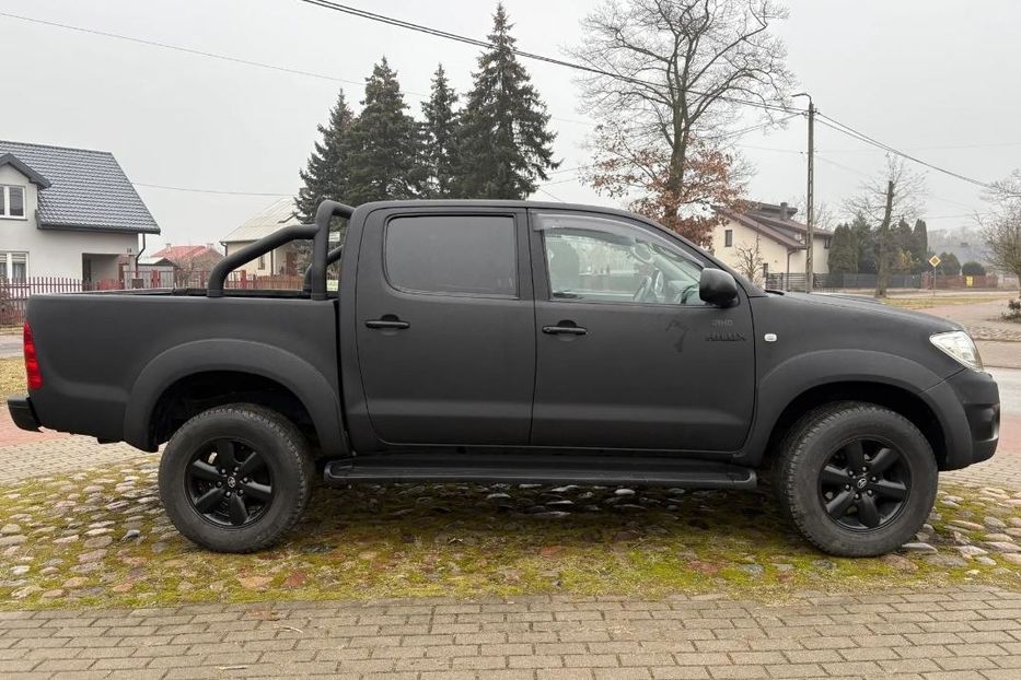 Продам Toyota Hilux 2009 года в г. Нововолынск, Волынская область