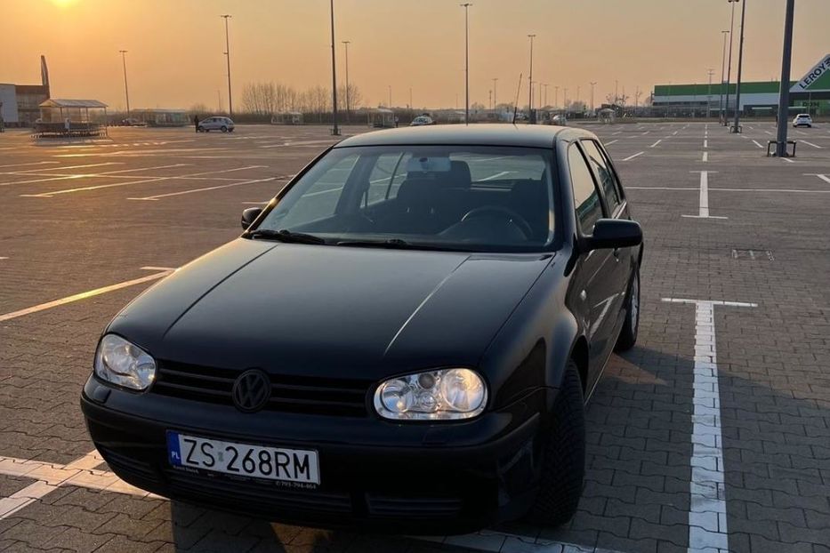 Продам Volkswagen Golf  VI 2002 года в Луцке