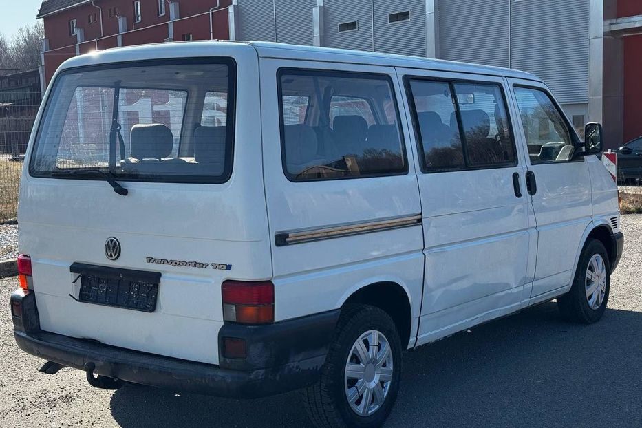Продам Volkswagen T4 (Transporter) пасс. 2003 года в Днепре