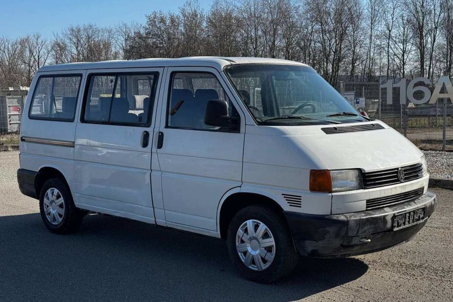Продам Volkswagen T4 (Transporter) пасс. 2003 года в Днепре