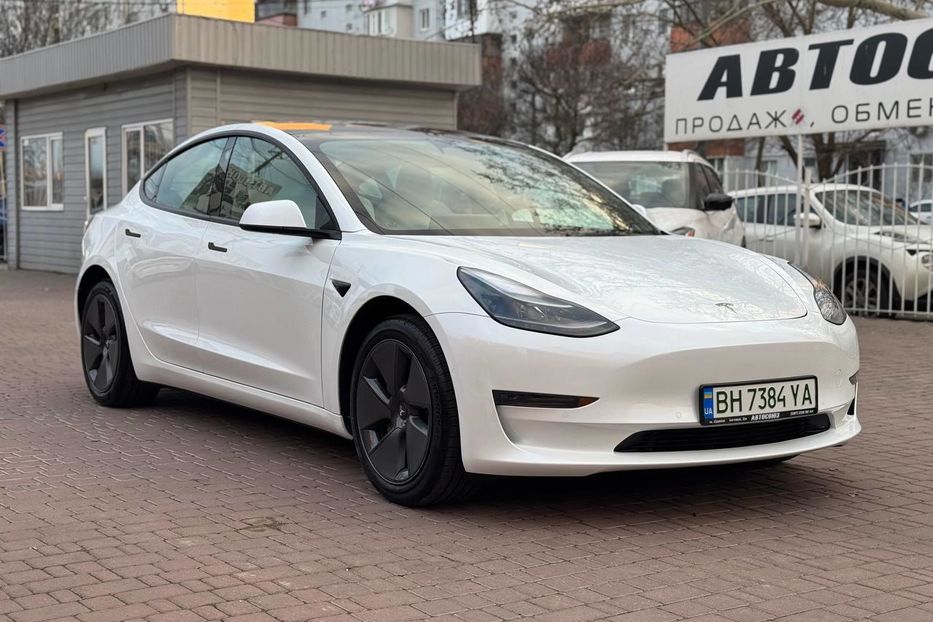 Продам Tesla Model 3 2022 года в Одессе
