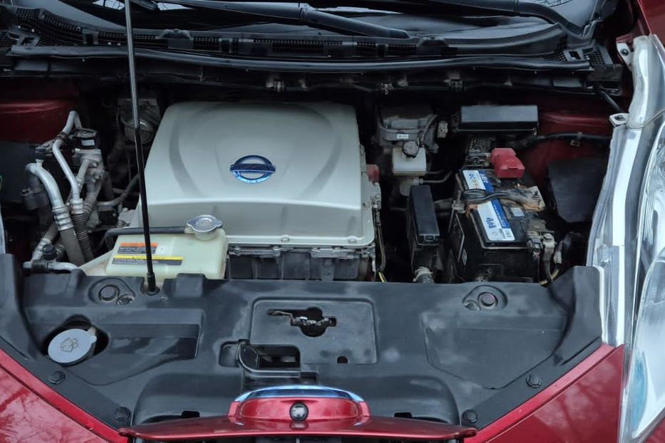 Продам Nissan Leaf 2015 года в Одессе